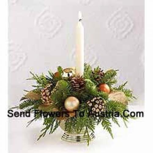 Beautiful Centerpiece with Greens and Pinecones